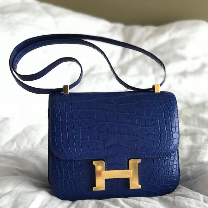 Hermès Constance 24 Bleu Electrique Alligator Mississippi Matte Gold Hardware GHW A Stamp 2017 <!27762528> - The French Hunter