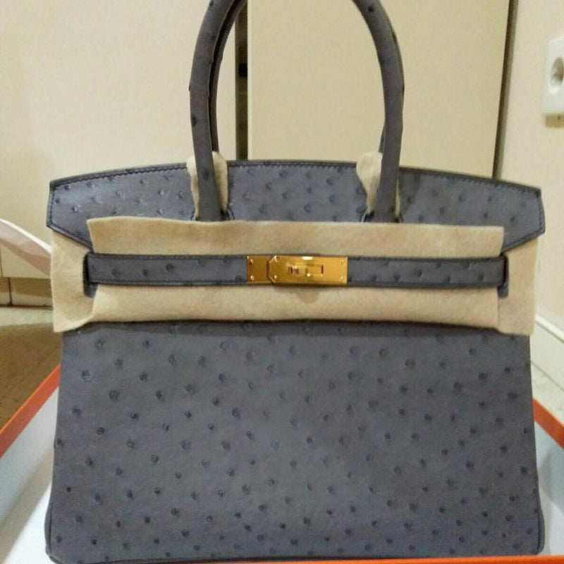 Hermès Birkin 30 Gris Agathe Ostrich Gold Hardware GHW C Stamp 2018 <!27766288> <!SOLD> <!SOLD> <!SOLD> <!SOLD> <!SOLD> - The French Hunter
