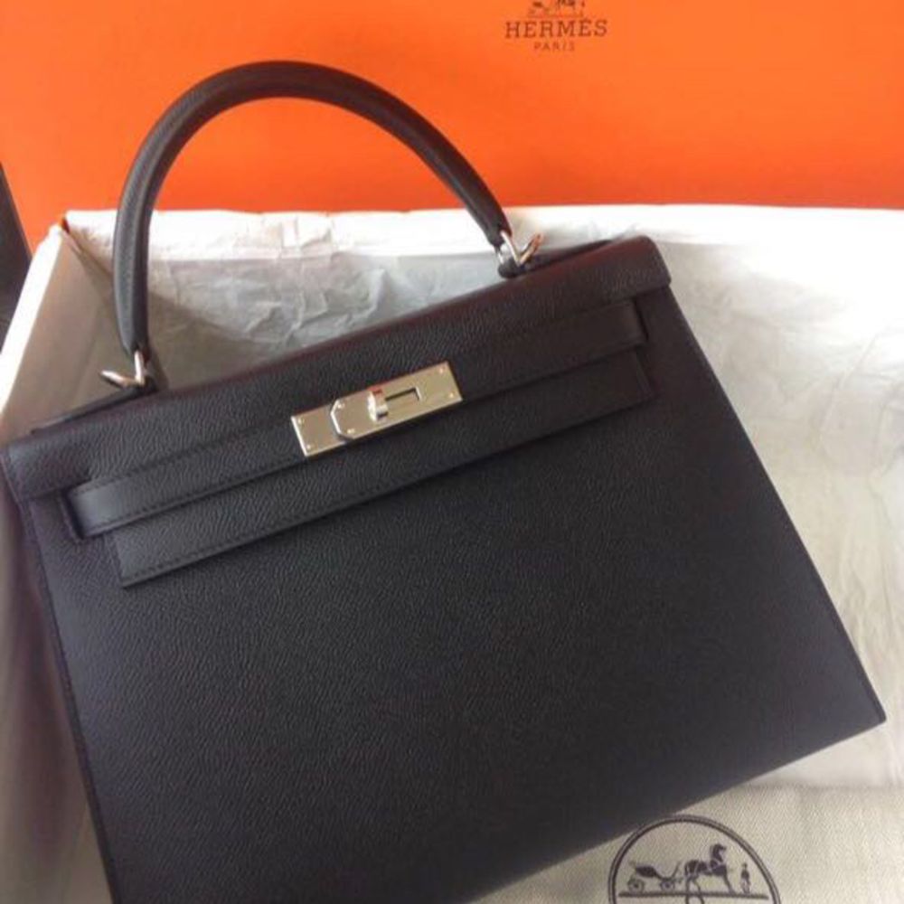 Hermès Kelly 25 Noir (Black) Sellier Epsom Palladium Hardware PHW A Stamp 2017 <!28337965> <!SOLD> <!SOLD> - The French Hunter