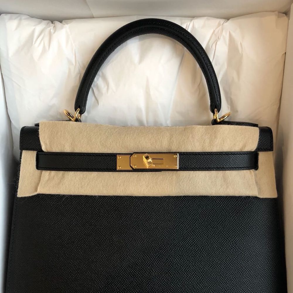 Hermès Kelly 28 Noir (Black) Sellier Epsom Gold Hardware GHW C Stamp 2018 <!28352539> <!SOLD> <!SOLD> <!SOLD> <!SOLD> - The French Hunter