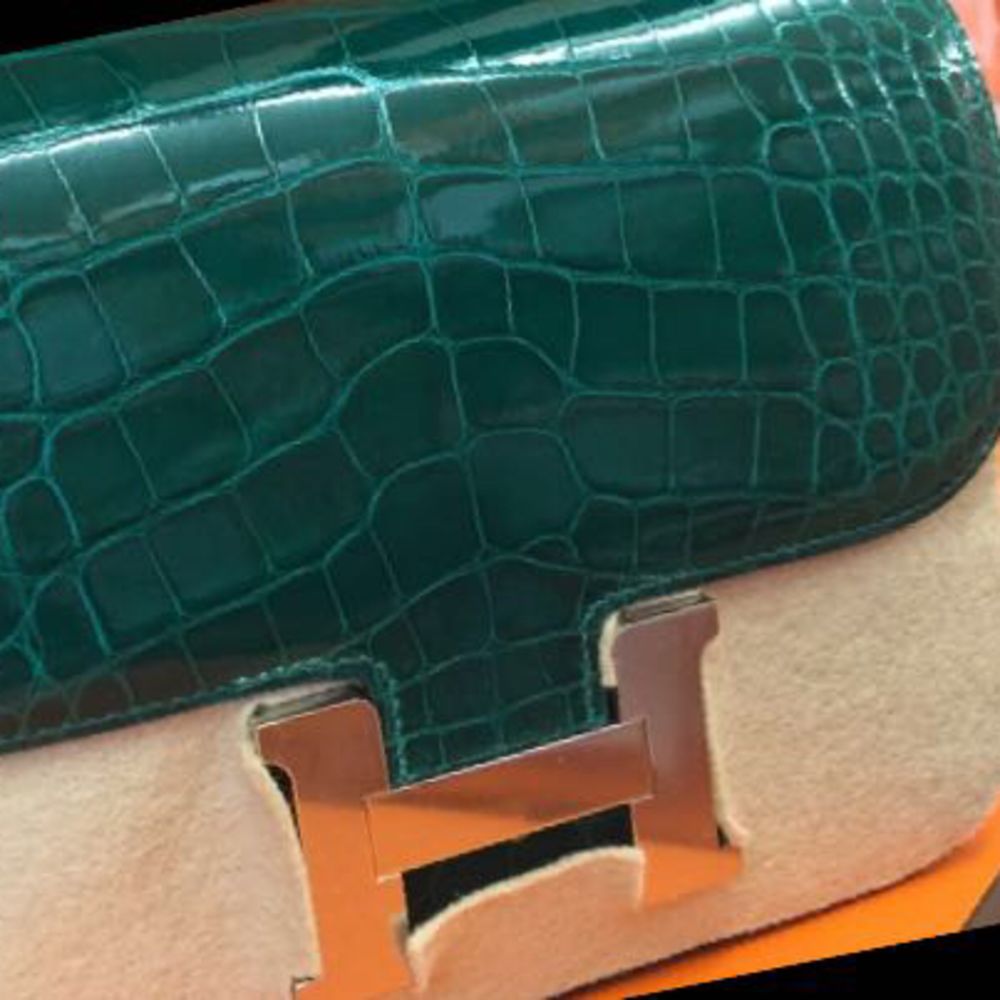Hermès Constance 24 Vert Emeraude Alligator Mississippi Lisse Palladium Hardware PHW C Stamp 2018 <!28353098> <!SOLD> <!SOLD> - The French Hunter