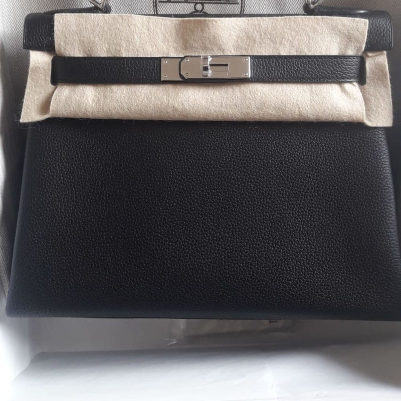 Hermès Kelly 28 Noir (Black) Togo Palladium Hardware PHW C Stamp 2018 <!28367076> - The French Hunter