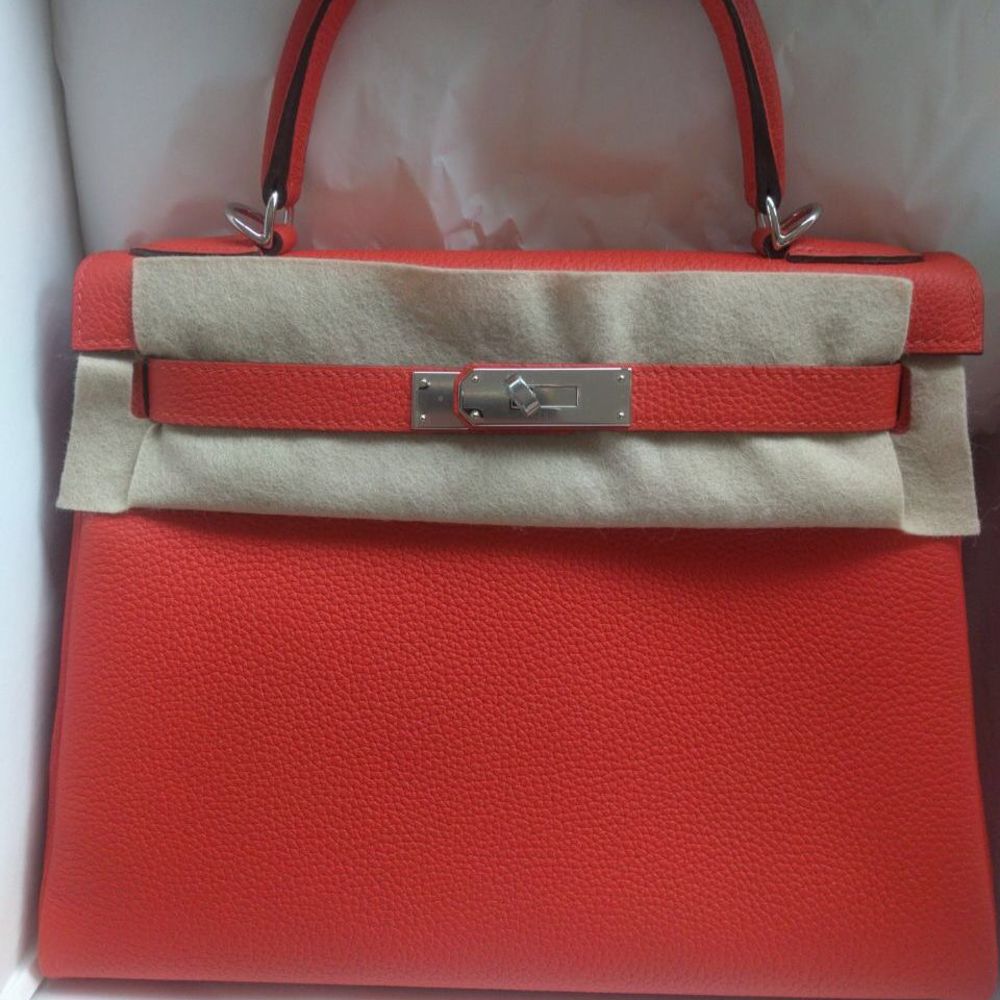 Hermès Kelly 28 Capucine Togo Palladium Hardware PHW C Stamp 2018 <!29588447> <!SOLD> - The French Hunter