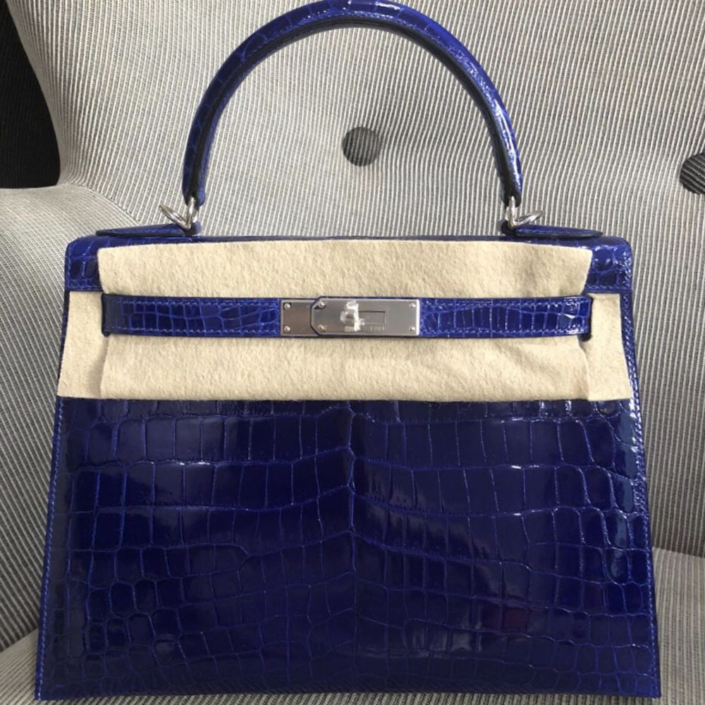 Hermès Kelly 28 Bleu Electrique Crocodile Niloticus Lisse Palladium Hardware PHW C Stamp 2018 <!29691059> <!SOLD> - The French Hunter