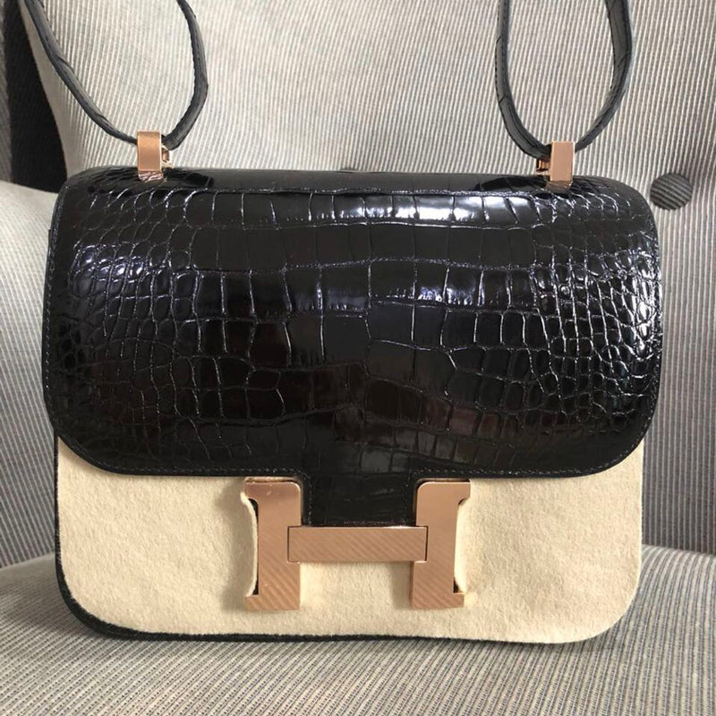 Hermès Constance 24 Noir (Black) Alligator Mississippi Lisse Gold Hardware GHW C Stamp 2018 <!29691108> - The French Hunter
