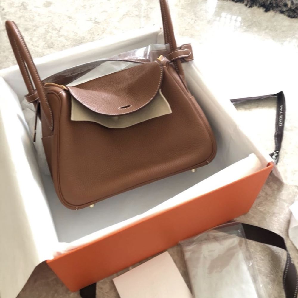 Hermès Lindy 26 Etoupe Taurillon Clemence Gold Hardware GHW — The