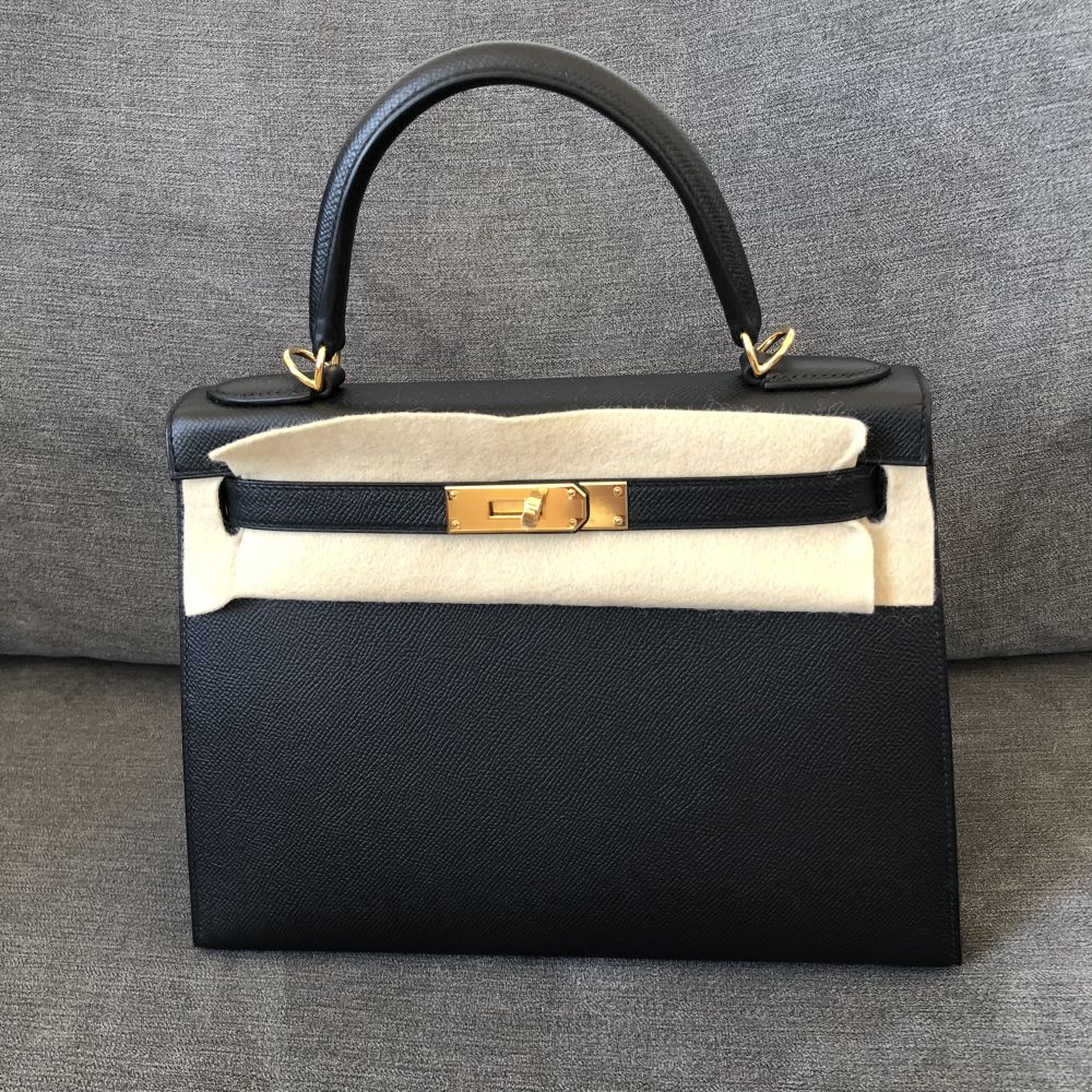 Hermès Kelly 28 Noir (Black) Sellier Epsom Gold Hardware GHW C Stamp 2018 <!30060834> - The French Hunter
