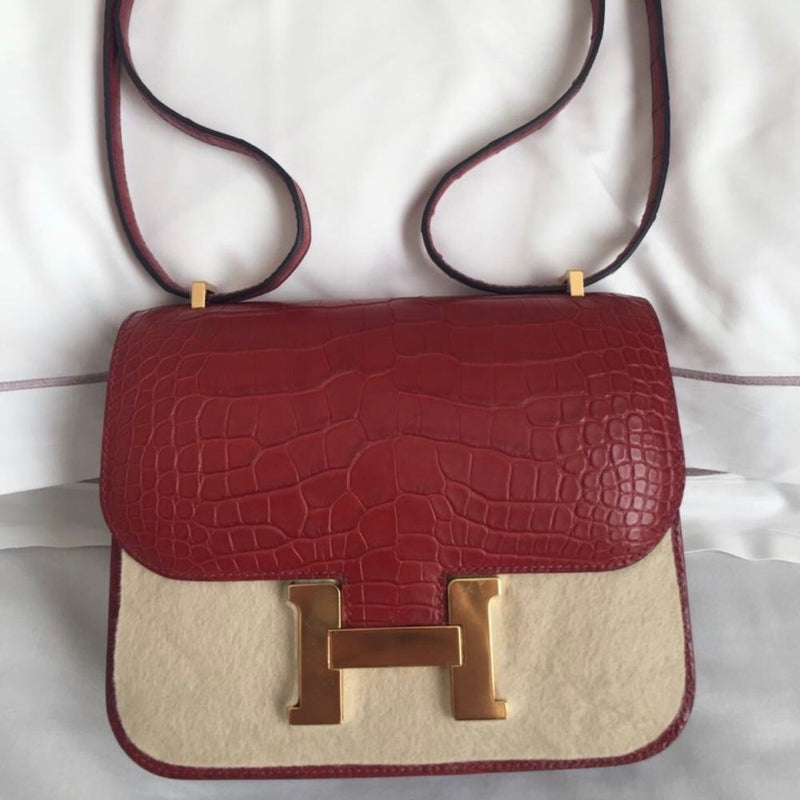 Hermès Constance 18 Rouge H Alligator Mississippi Matte Gold Hardware GHW A Stamp 2017 <!30175699> - The French Hunter