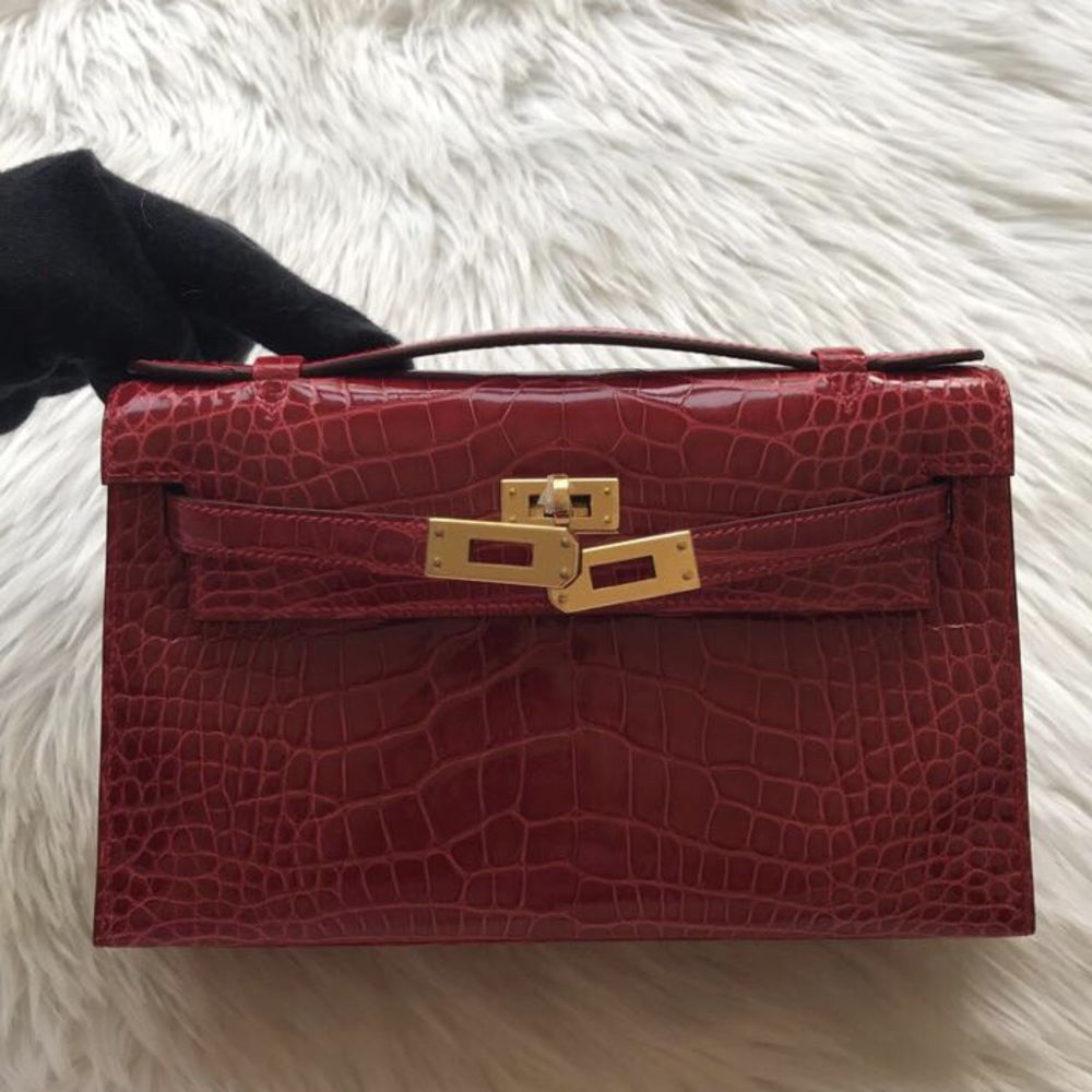 Hermès Kelly Pochette Braise Crocodile Niloticus Lisse Gold Hardware GHW C Stamp 2018 <!30281650> <!SOLD> - The French Hunter