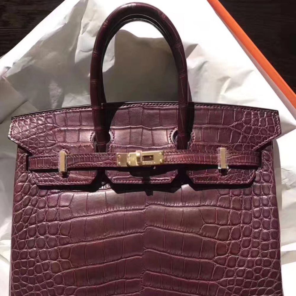 Hermès Birkin 30 Bordeaux Alligator Mississippi Matte Gold Hardware GHW C Stamp 2018 <!30282803> - The French Hunter