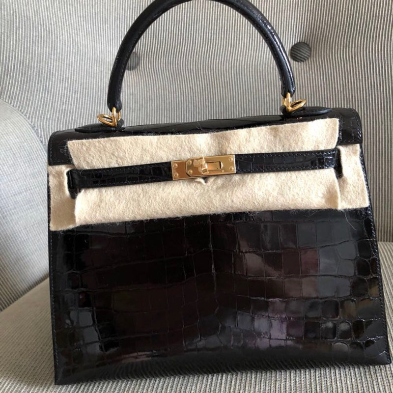 Hermès Kelly 25 Noir (Black) Sellier Crocodile Niloticus Lisse Gold Hardware GHW C Stamp 2018 <!30351912> <!SOLD> - The French Hunter