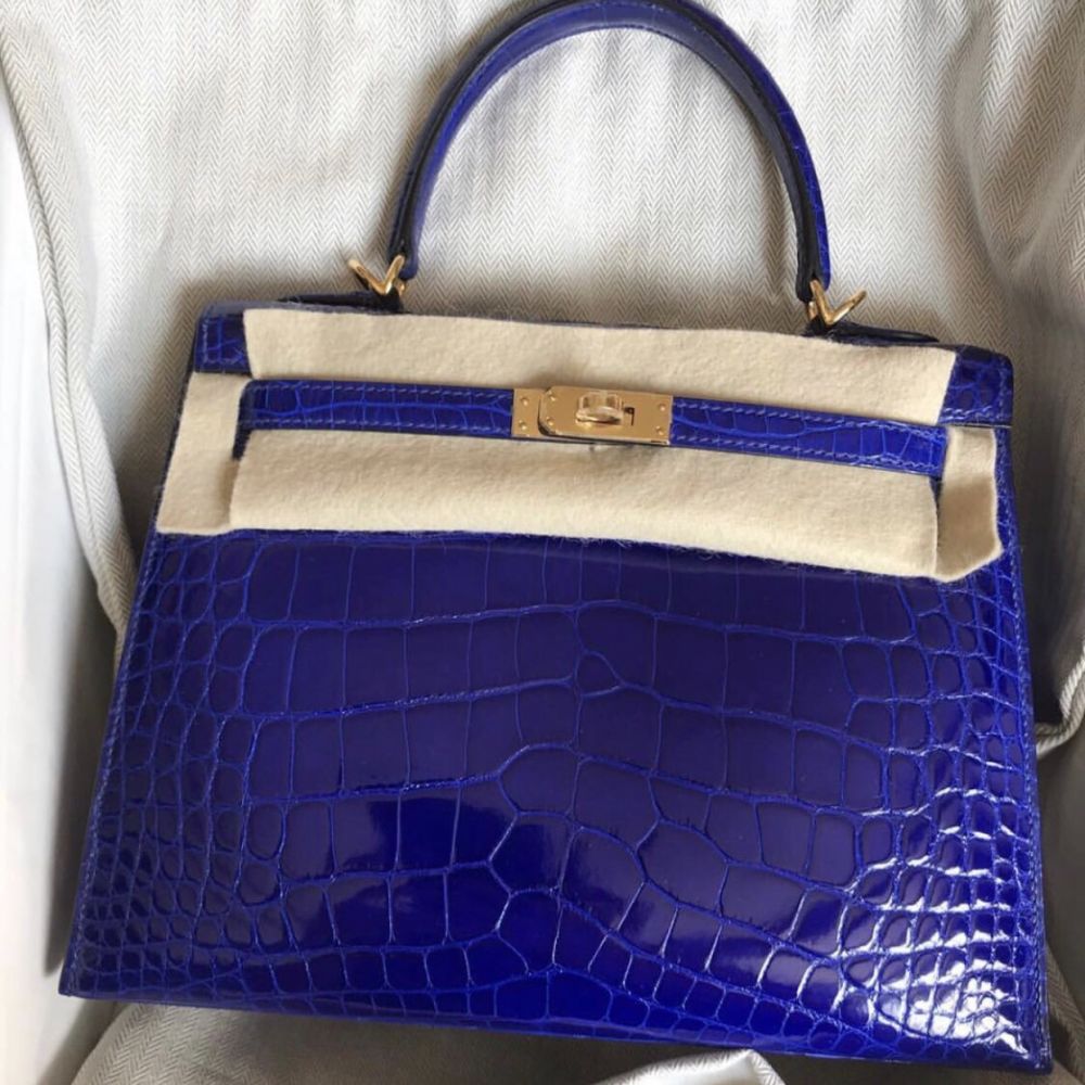 Hermès Kelly 25 Bleu Electrique Sellier Alligator Mississippi Lisse Gold Hardware GHW C Stamp 2018 <!30352080> - The French Hunter