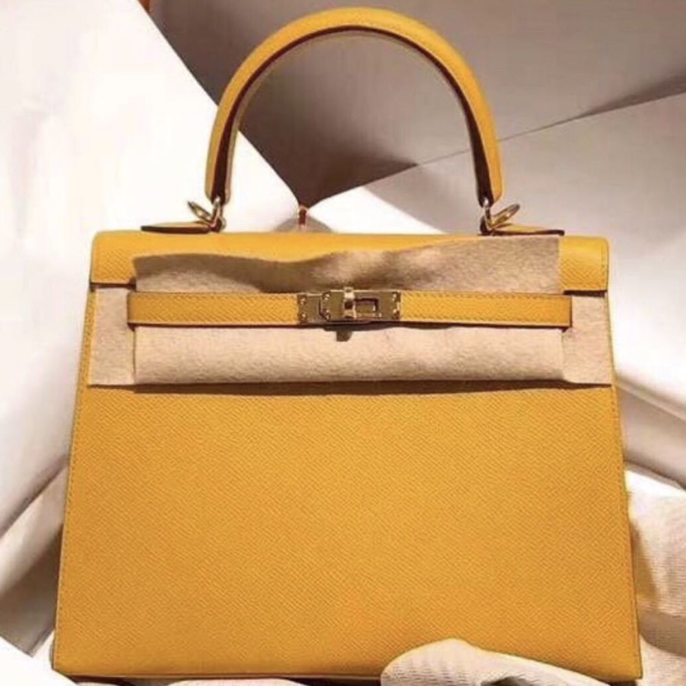 Hermes Kelly 25 Gold Bi-Color Jaune Ambre Verso Shoulder Bag Bag Z