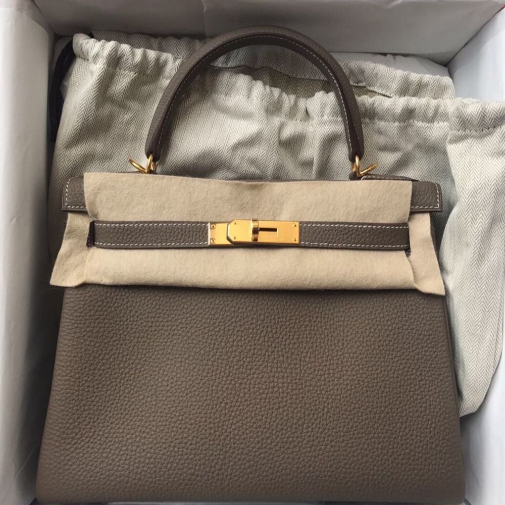 Hermès Kelly 28 Etoupe Togo Gold Hardware GHW C Stamp 2018 <!30445862> <!SOLD> - The French Hunter