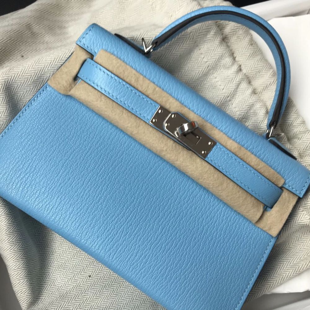 Hermès Kelly 20 Celeste Chevre Chandra Palladium Hardware PHW C Stamp 2018 <!30511340> - The French Hunter