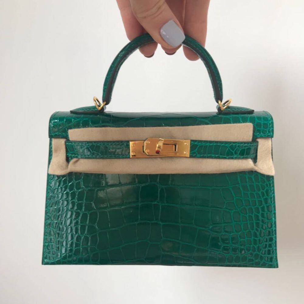 Hermès Kelly 20 Vert Emeraude Alligator Mississippi Lisse Gold Hardware GHW C Stamp 2018 <!30514544> - The French Hunter