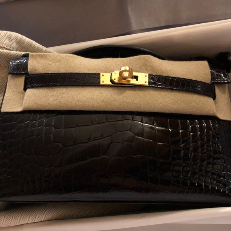 Hermès Kelly Pochette Bleu Marine Alligator Mississippi Lisse Gold Hardware GHW C Stamp 2018 <!30645557> <!SOLD> - The French Hunter