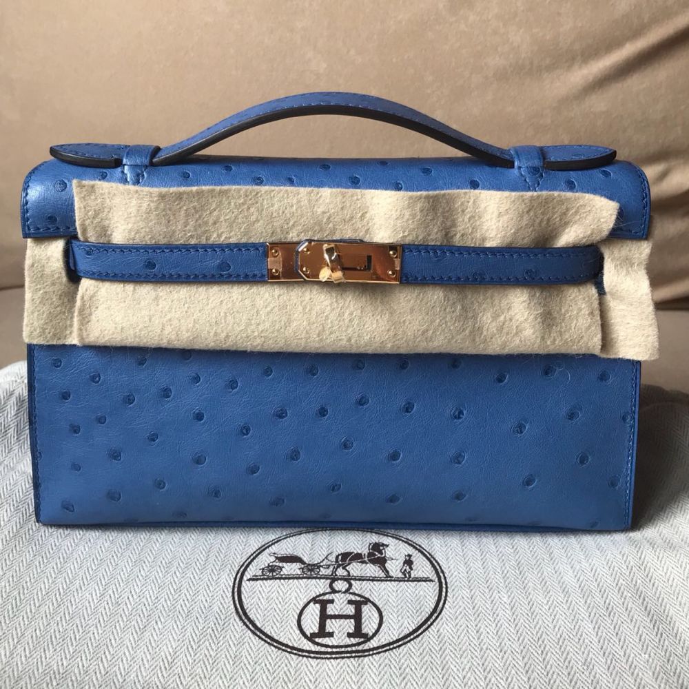 Hermès Kelly Pochette Mykonos Ostrich Gold Hardware GHW C Stamp 2018 <!30836845> - The French Hunter