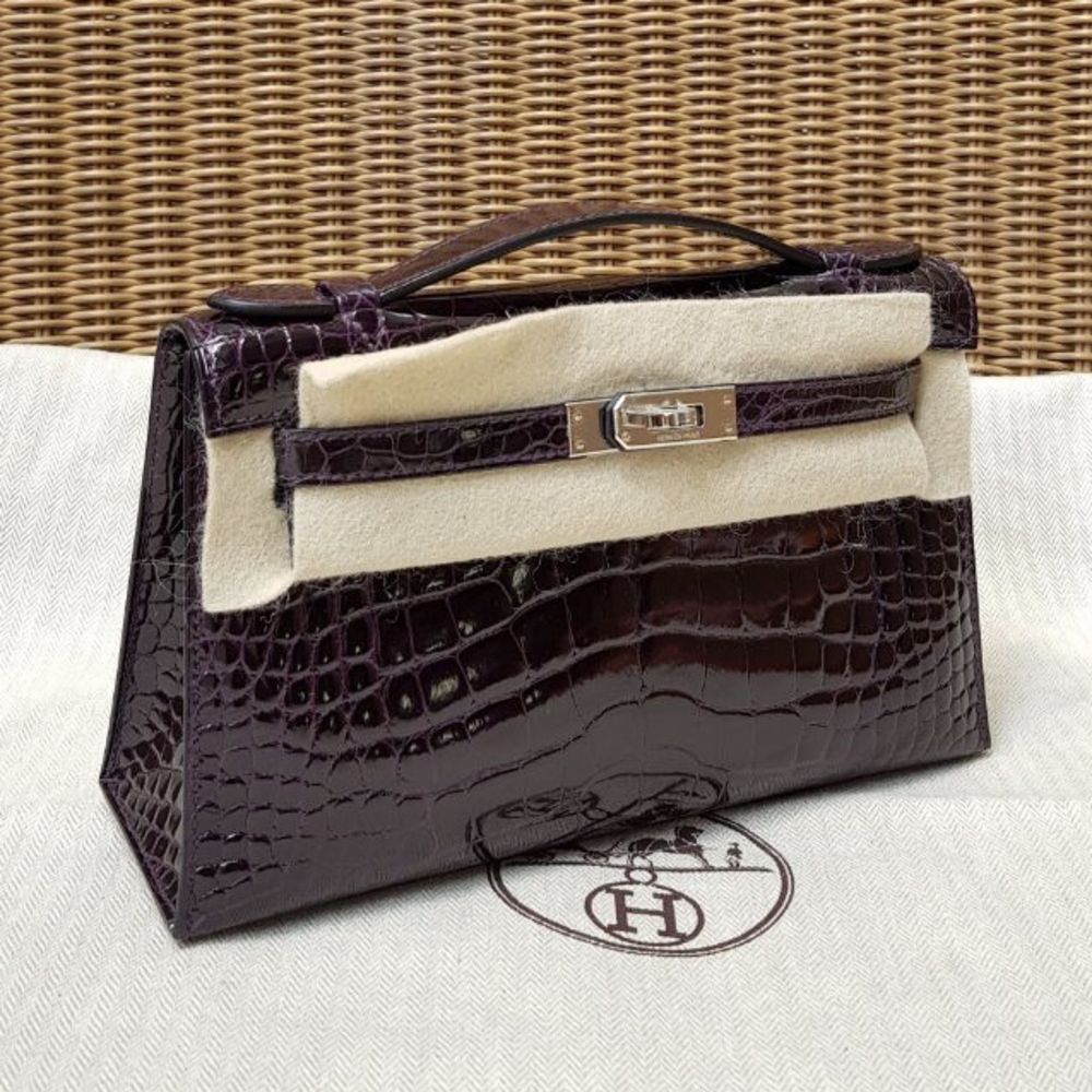 Hermès Kelly Pochette Prunoir Alligator Mississippi Lisse Palladium Hardware PHW A Stamp 2017 <!31002373> - The French Hunter