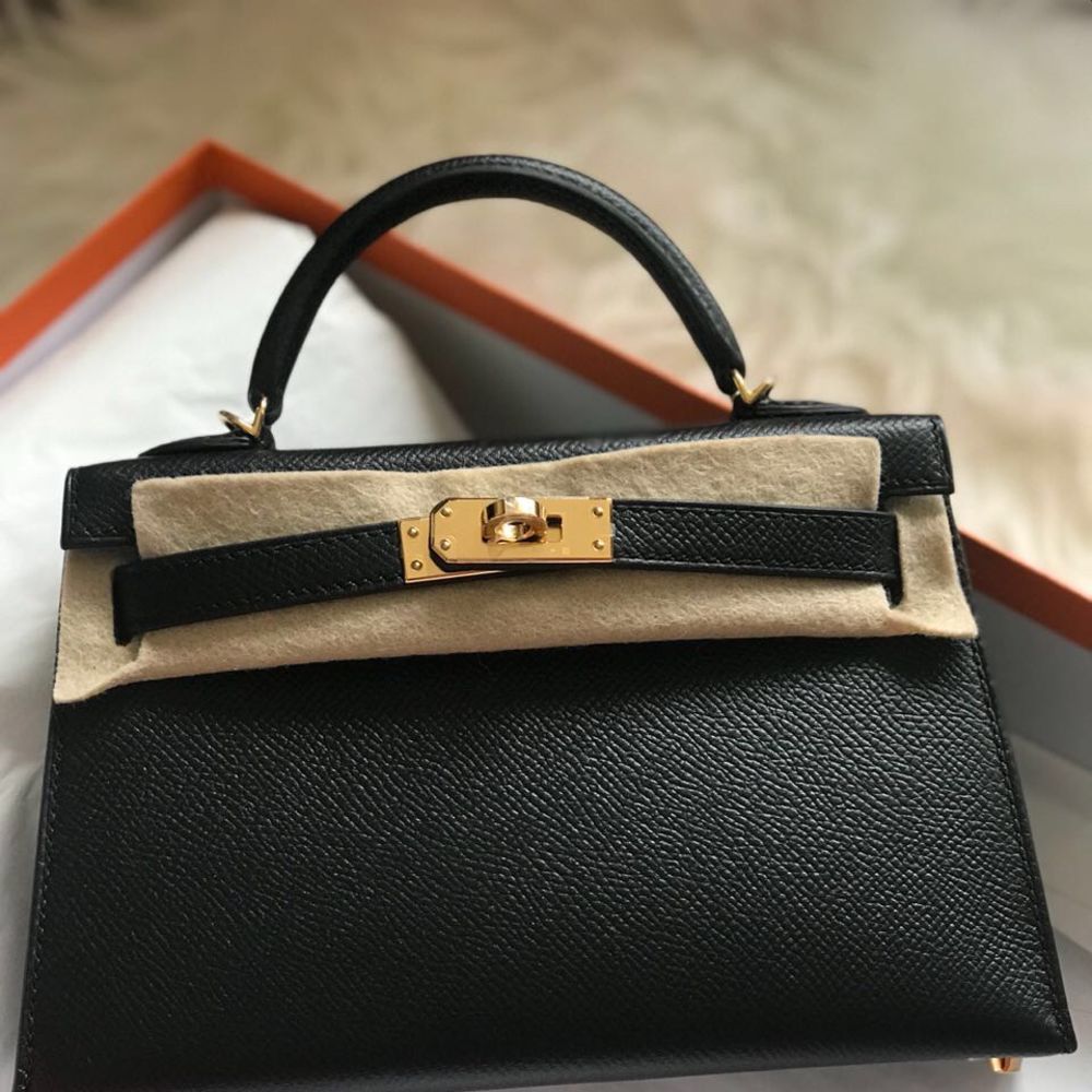 Hermes Kelly 20 Noir (Black) Sellier Epsom Gold Hardware GHW C Stamp 2018 - The French Hunter