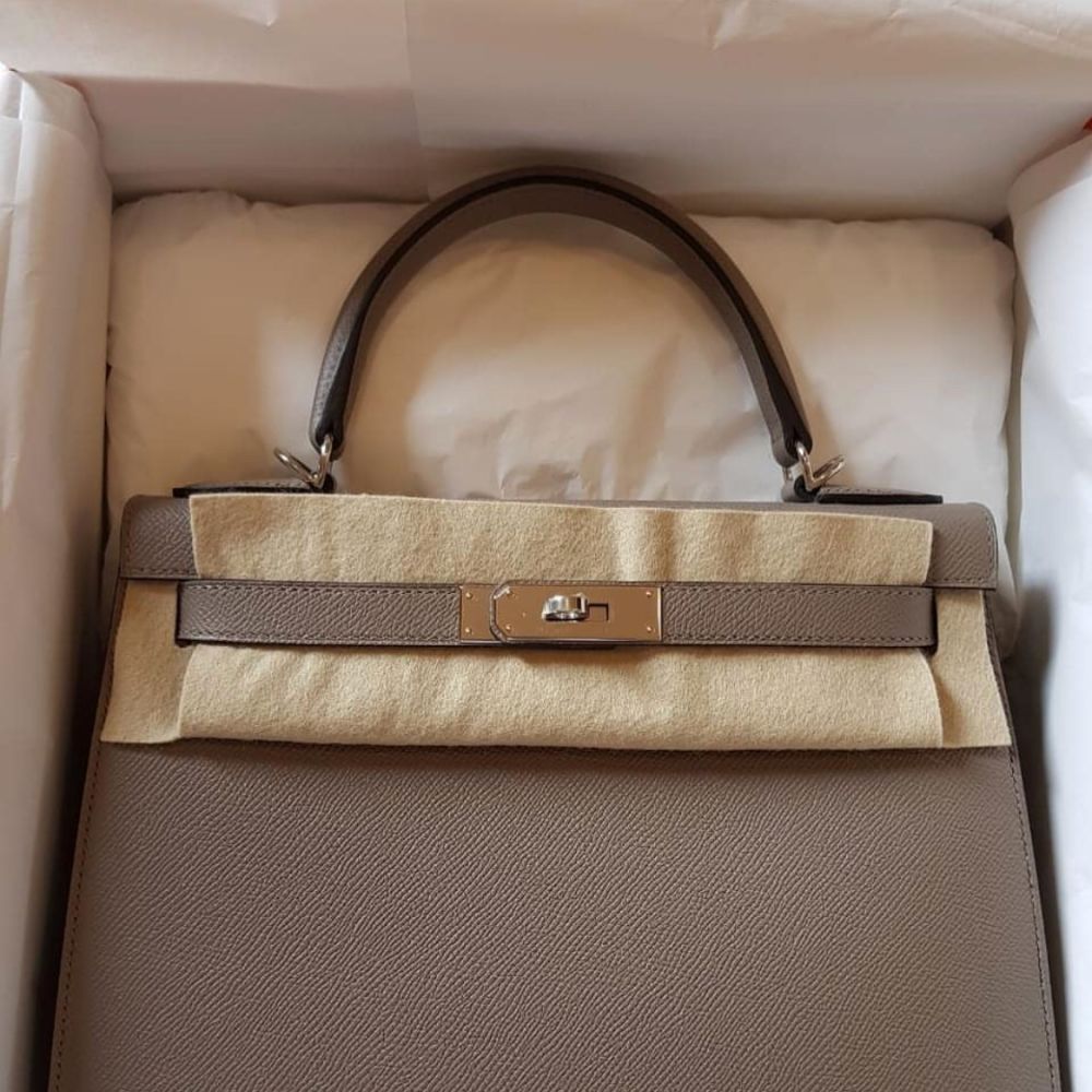 Hermès Kelly 28 Gris Asphalte Sellier Epsom Palladium Hardware PHW C Stamp 2018 - The French Hunter