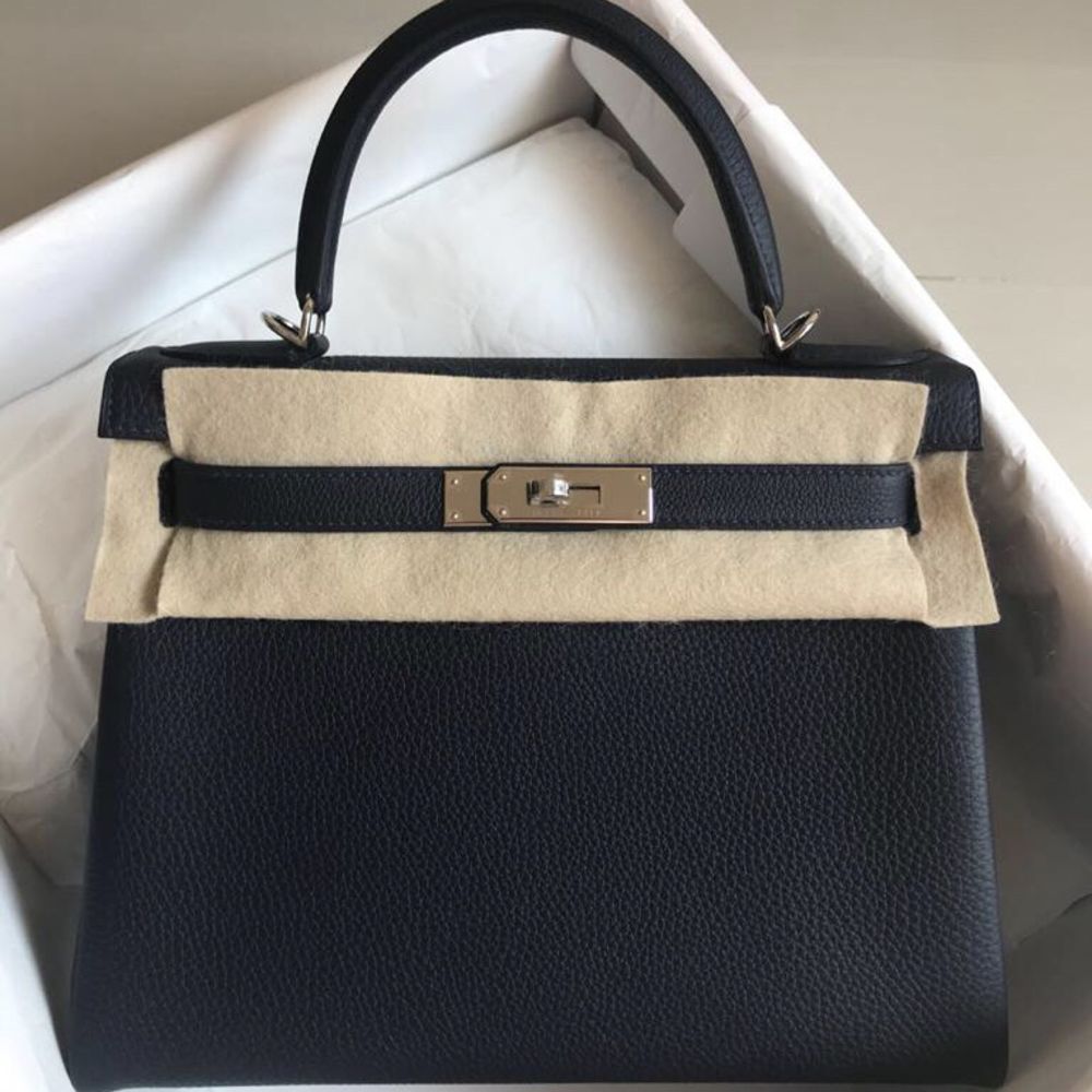 Hermès Kelly 28 Bleu Nuit Togo Palladium Hardware PHW C Stamp 2018 - The French Hunter