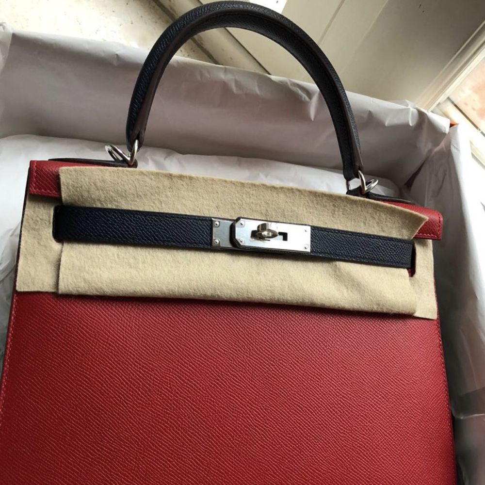 Hermès Kelly HSS 28 Rouge Casaque/Bleu Indigo Sellier Epsom Palladium Hardware PHW C Stamp 2018 - The French Hunter