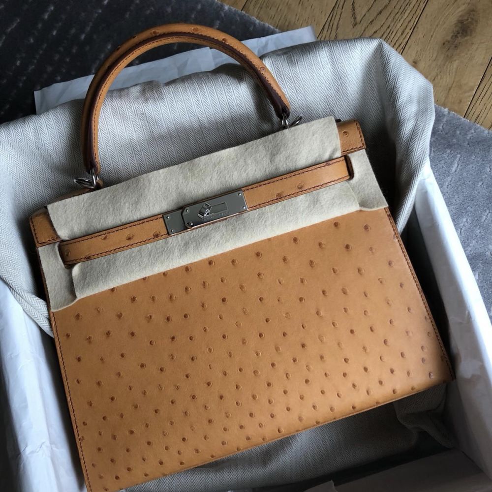 Hermès Kelly 28 Gold Ostrich Palladium Hardware PHW C Stamp 2018 - The French Hunter