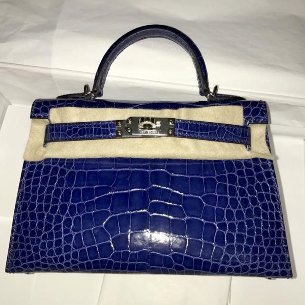 Hermès Kelly 20 Bleu Saphir Sellier Alligator Mississippi Lisse Palladium Hardware PHW C Stamp 2018 - The French Hunter
