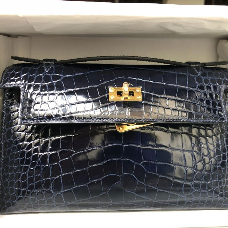 Hermès Kelly Pochette Bleu Marine Crocodile Niloticus Lisse Gold Hardware GHW C Stamp 2018 - The French Hunter