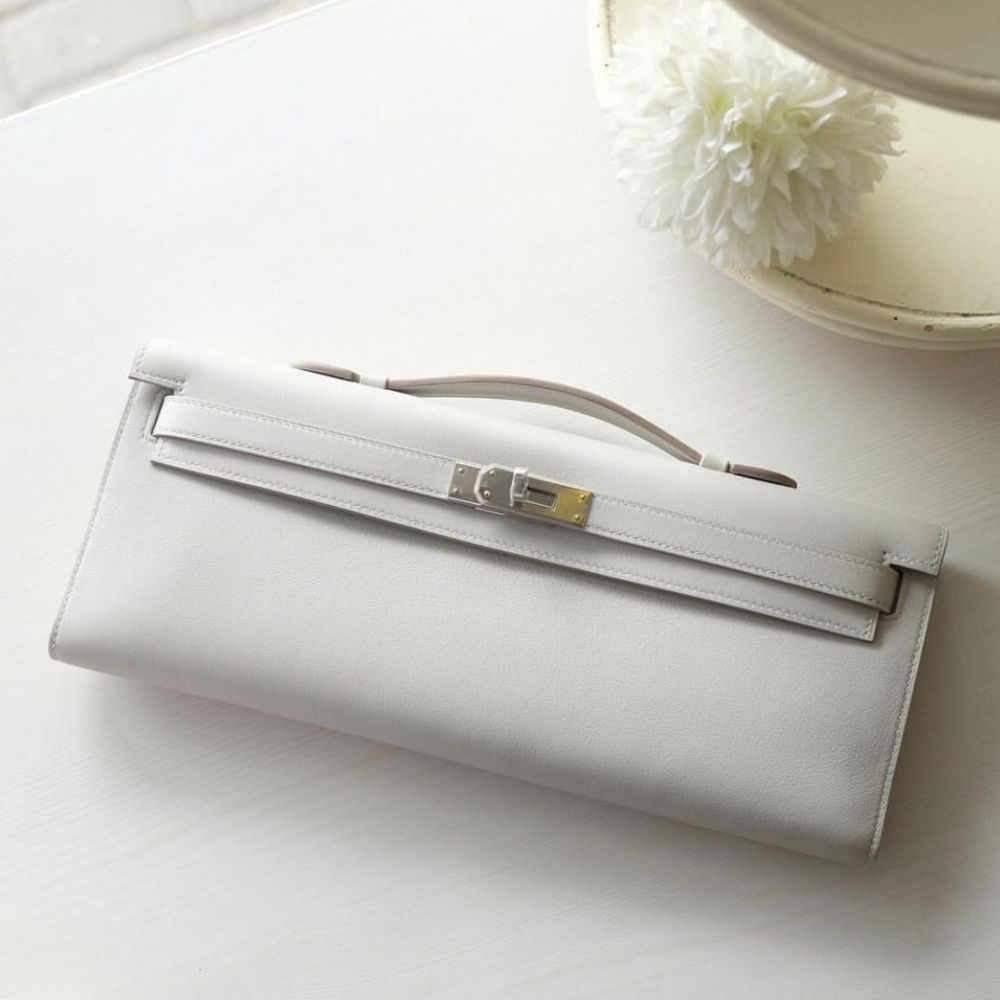 Hermès Kelly Cut Gris Perle Swift Palladium Hardware PHW C Stamp 2018 - The French Hunter