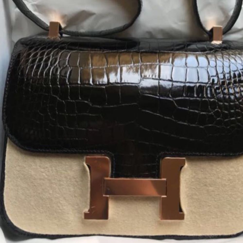 Hermès Constance 24 Noir (Black) Crocodile Niloticus Lisse Gold Hardware GHW A Stamp 2017 - The French Hunter