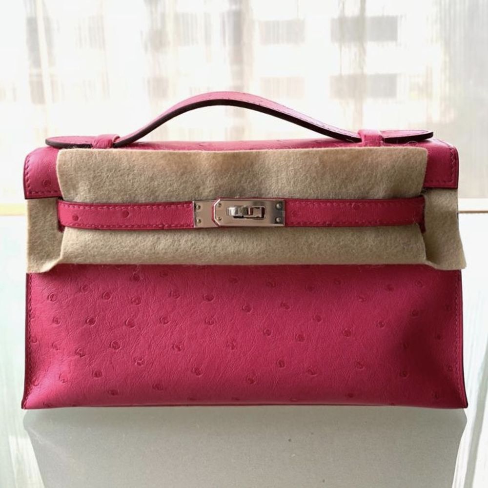 Hermès Kelly Pochette Rose Tyrien Ostrich Palladium Hardware PHW