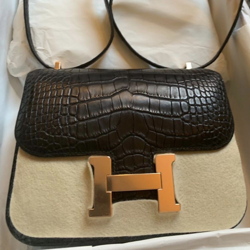 Hermès Constance 18 Noir (Black) Alligator Mississippi Matte Rose Gold Hardware RGHW