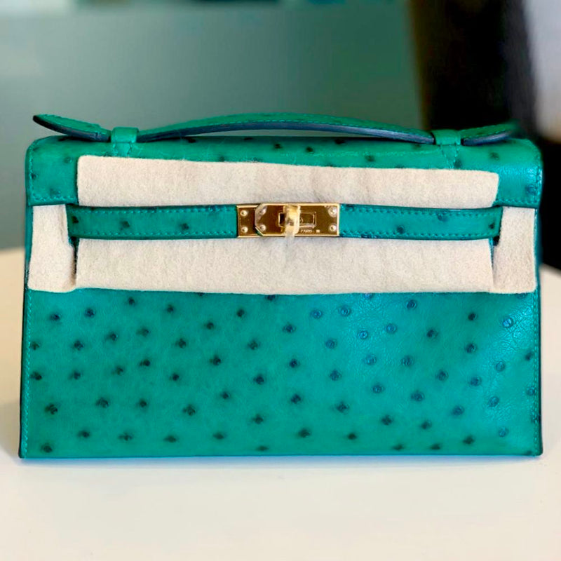 Hermès Kelly Pochette Vert Vertigo Ostrich Gold Hardware GHW