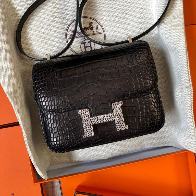Hermès Constance 18 Noir (Black) Alligator Mississippi Matte Lizard Hardware LIZ