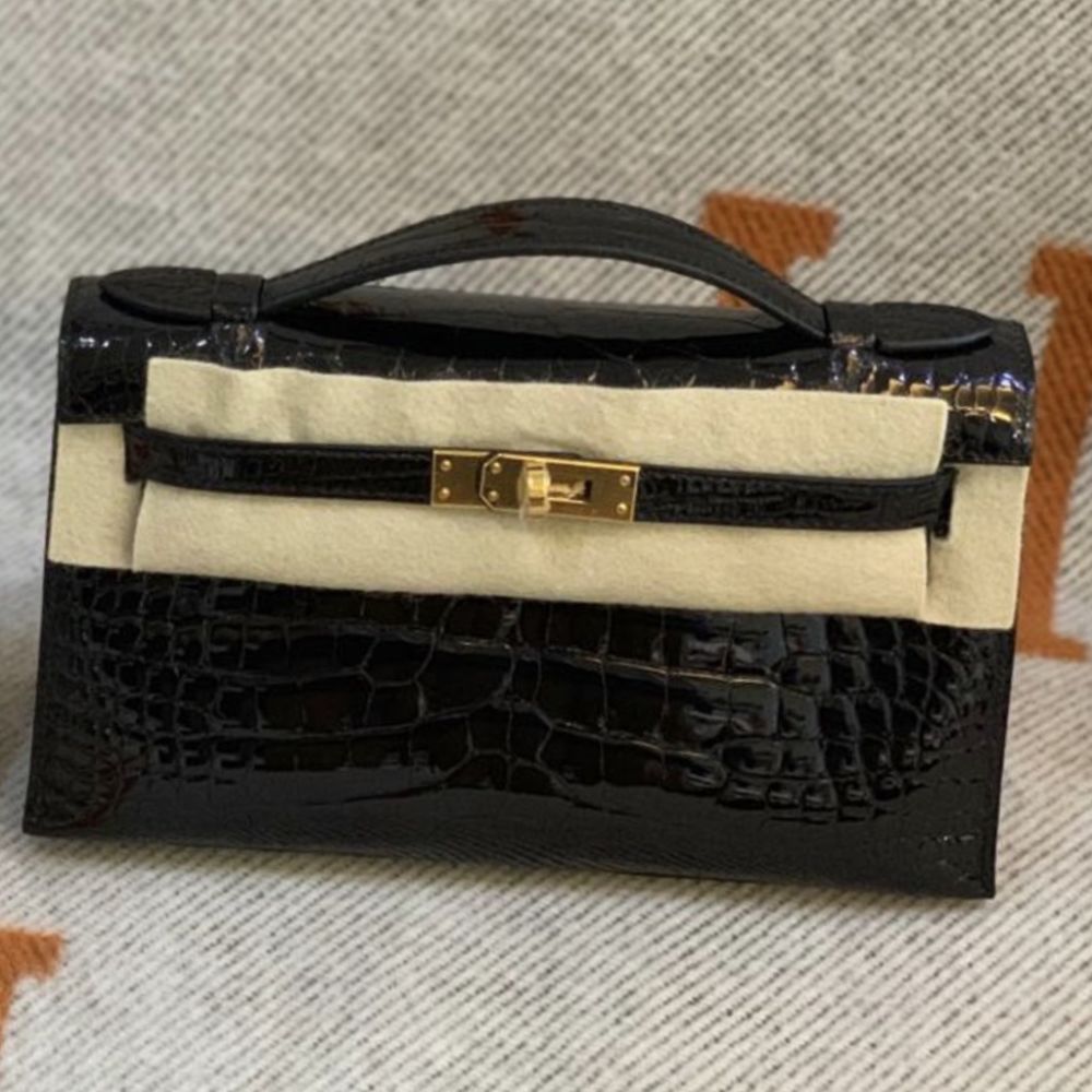 Hermès Kelly Pochette Noir (Black) Alligator Mississippi Lisse Gold Hardware GHW