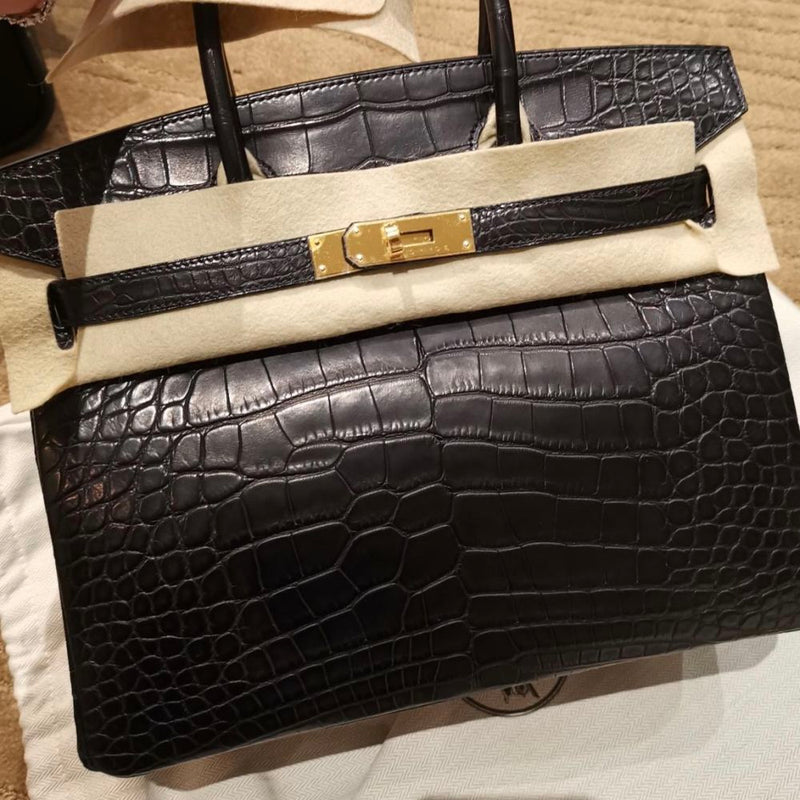 Hermès Birkin 30 Noir (Black) Alligator Mississippi Matte Gold Hardware GHW