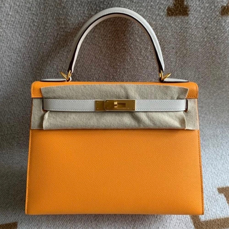 Hermès Kelly HSS 28 Jaune d'Or/Craie Sellier Epsom Brushed Gold Hardware BGHW
