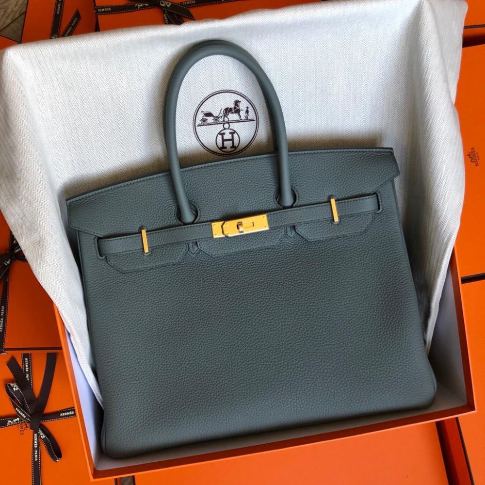 Hermes Birkin bag 35 Vert amande Togo leather Gold hardware