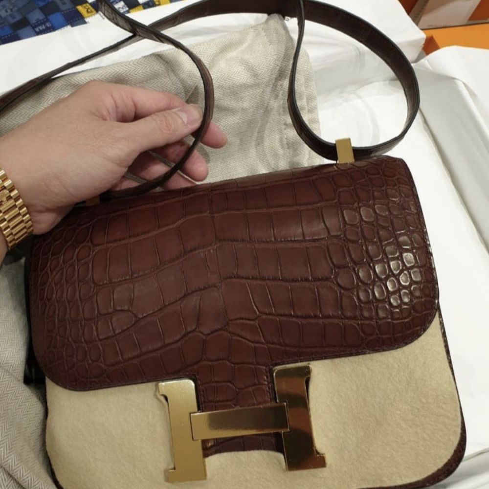 Hermès Constance 24 Bordeaux Alligator Mississippi Matte Gold Hardware GHW