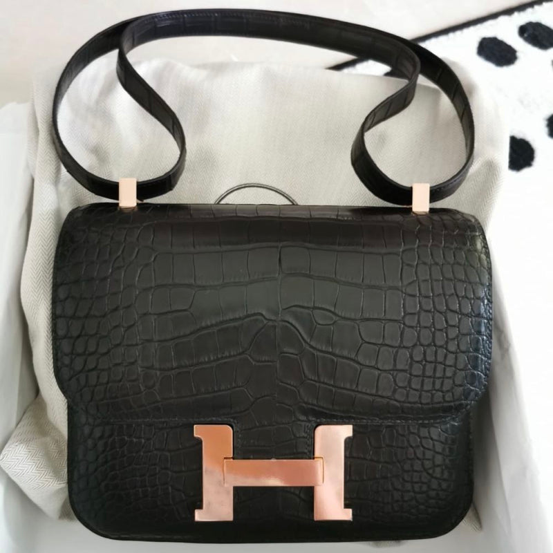 Hermès Constance 24 Noir (Black) Alligator Mississippi Matte Rose Gold Hardware RGHW