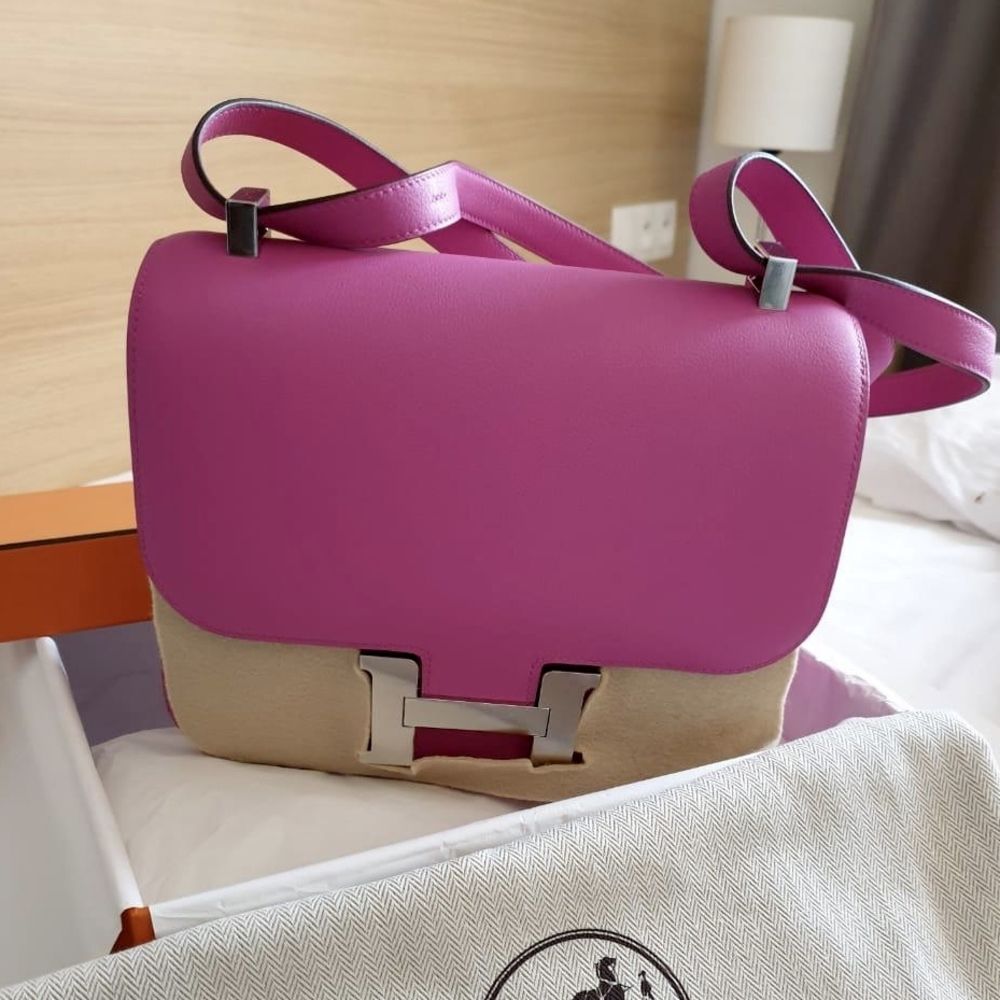 Hermès Constance 24 Magnolia Evercolor Palladium Hardware PHW
