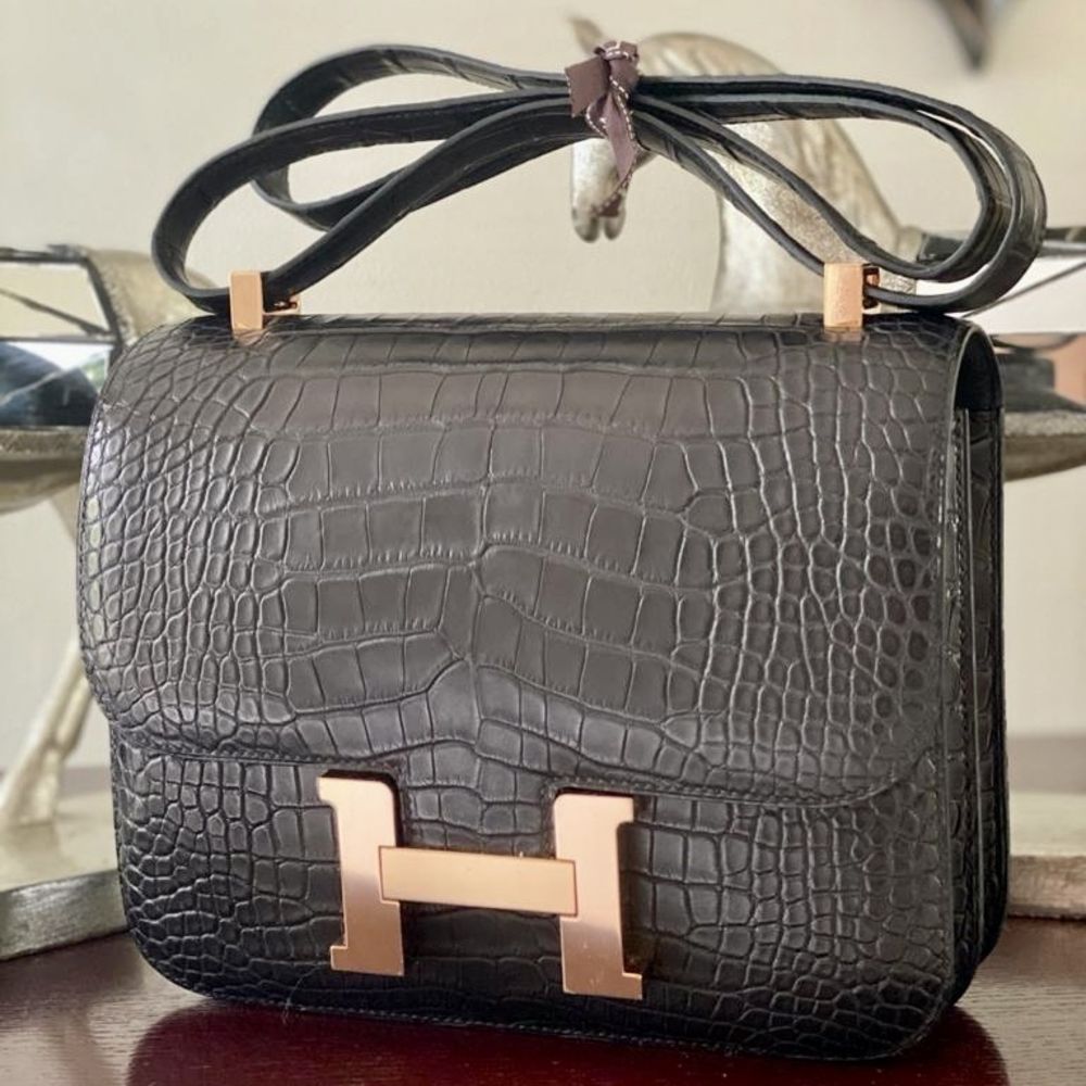 Hermès Constance 24 Noir (Black) Alligator Mississippi Matte Rose Gold Hardware RGHW