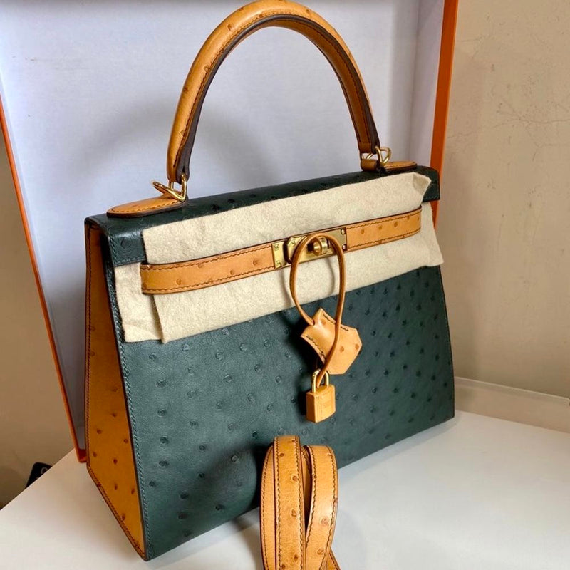 Hermès Kelly HSS 28 Vert Fonce/Gold Sellier Ostrich Brushed Gold Hardware BGHW