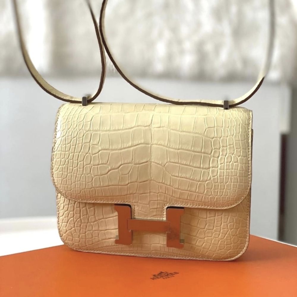 Hermès Constance 18 Vanille Alligator Mississippi Matte Palladium Hardware PHW