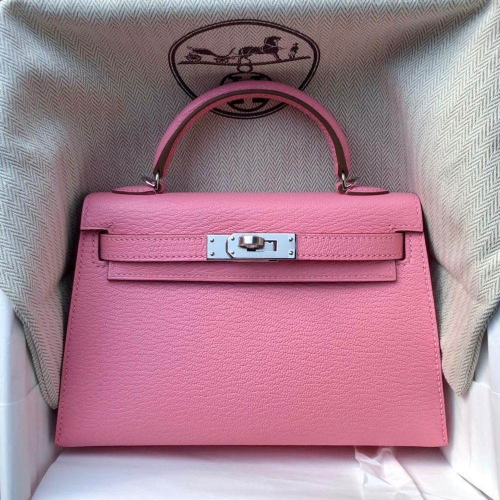 Hermès Kelly 20 cm Handbag in Rose Confetti Mysore Leather