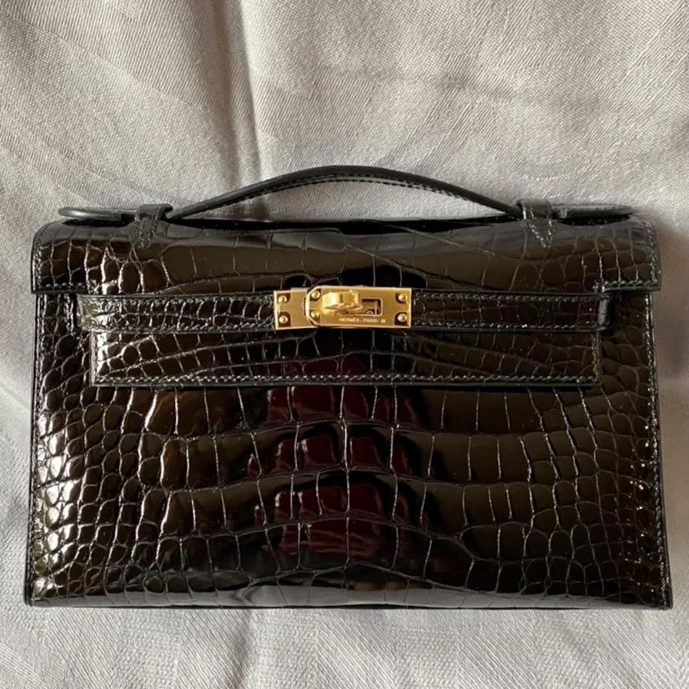 Hermès Kelly Pochette Noir (Black) Alligator Mississippi Lisse Gold Hardware GHW