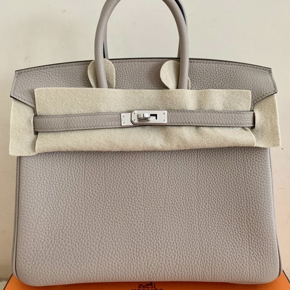 FWRD Renew Hermes Kelly 25 Handbag in Togo Leather with Palladium Hardware  in Gris Tourterelle
