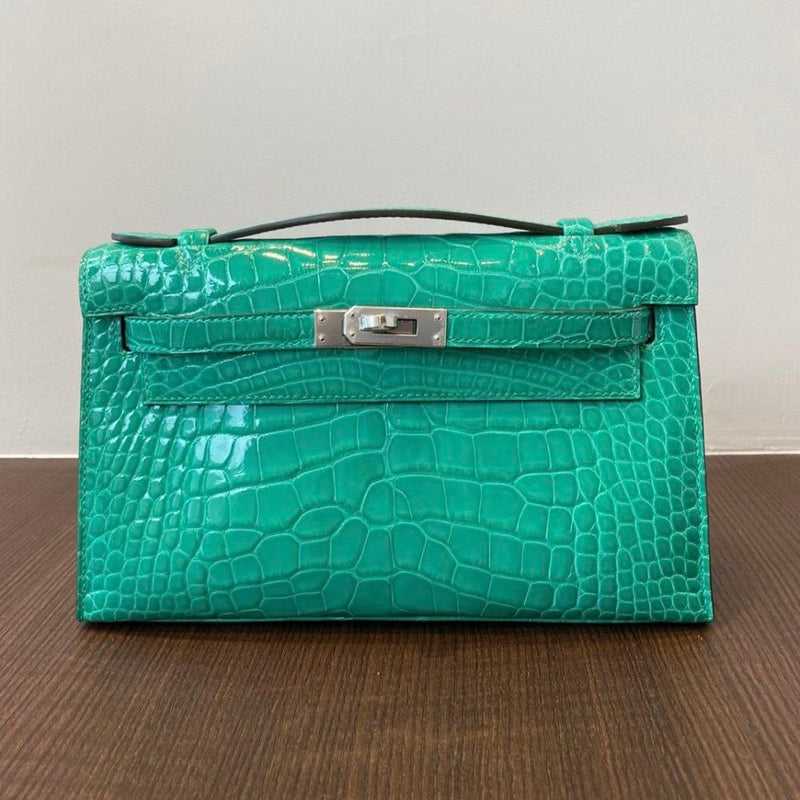 Hermès Kelly Pochette Vert Jade Alligator Mississippi Lisse Palladium Hardware PHW